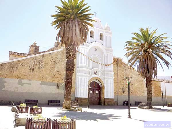 Iglesia y Convento de Santa Clara