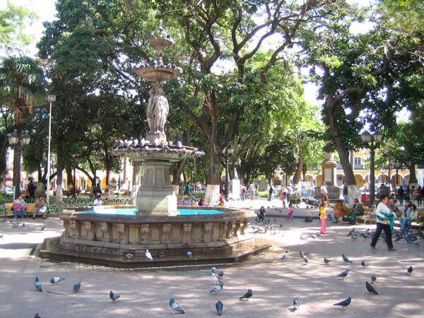 Plaza Sucre - imagen 2