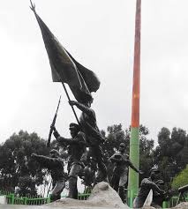 Monumento a los Grandes Heroes Del Pasado - imagen 3